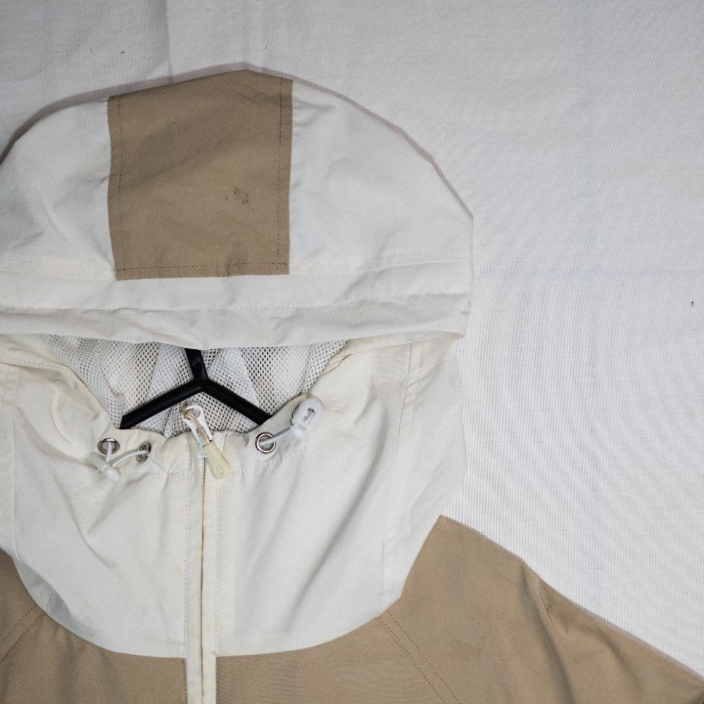 Beige Carre Windbreaker throw-over - Picture 5 of 8